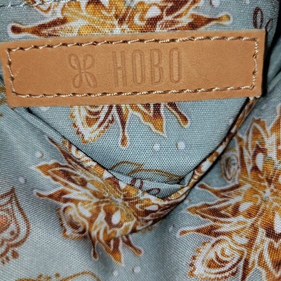 Hobo International Daria Leather Convertible Crossbody Clutch Handbag Gray - Picture 7 of 13